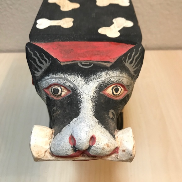 Indonesian Folk Art Carved Wooden Dog Stool. Handmade. Age Unknown.Rare. - Picture 3 of 8